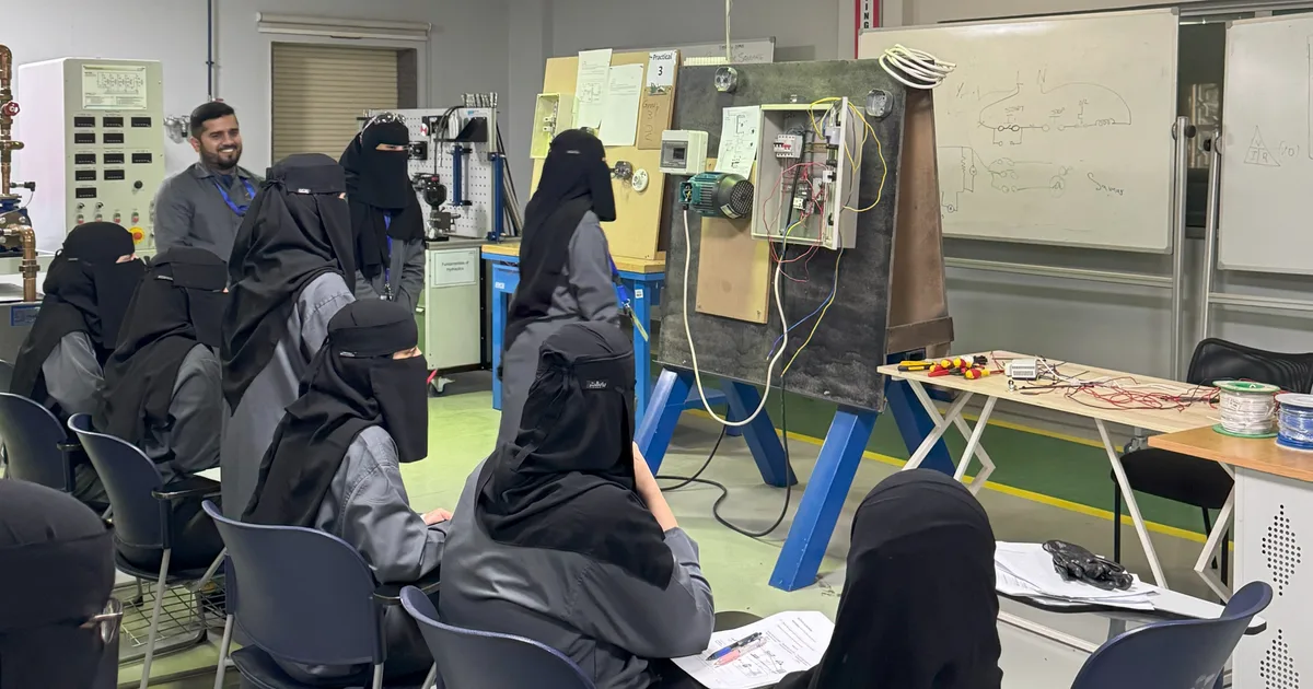 ما هي أبرز المبادرات الجديدة في التعليم الفني والتدريب المهني السعودي؟