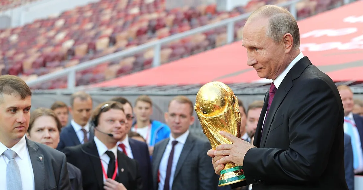 السياحة الإسبانية نحو نيوم: طريق الصحراء الجديد الذي يغزو المكسيك في 2026 - صقر الجزيرة