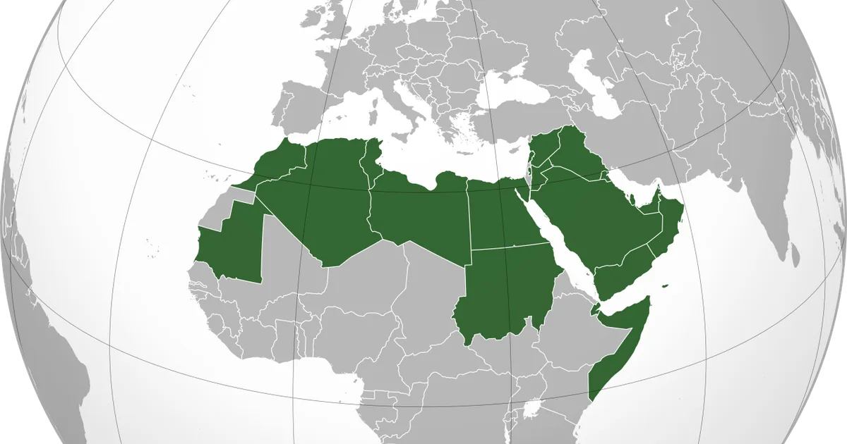 تأثير منصات التواصل الاجتماعي على الهوية الثقافية واللغة العربية لدى الشباب السعودي