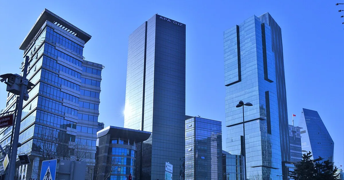 مشاريع الطاقة الشمسية في السعودية: آفاق جديدة للاستدامة وتقليل الاعتماد على النفط في 2026